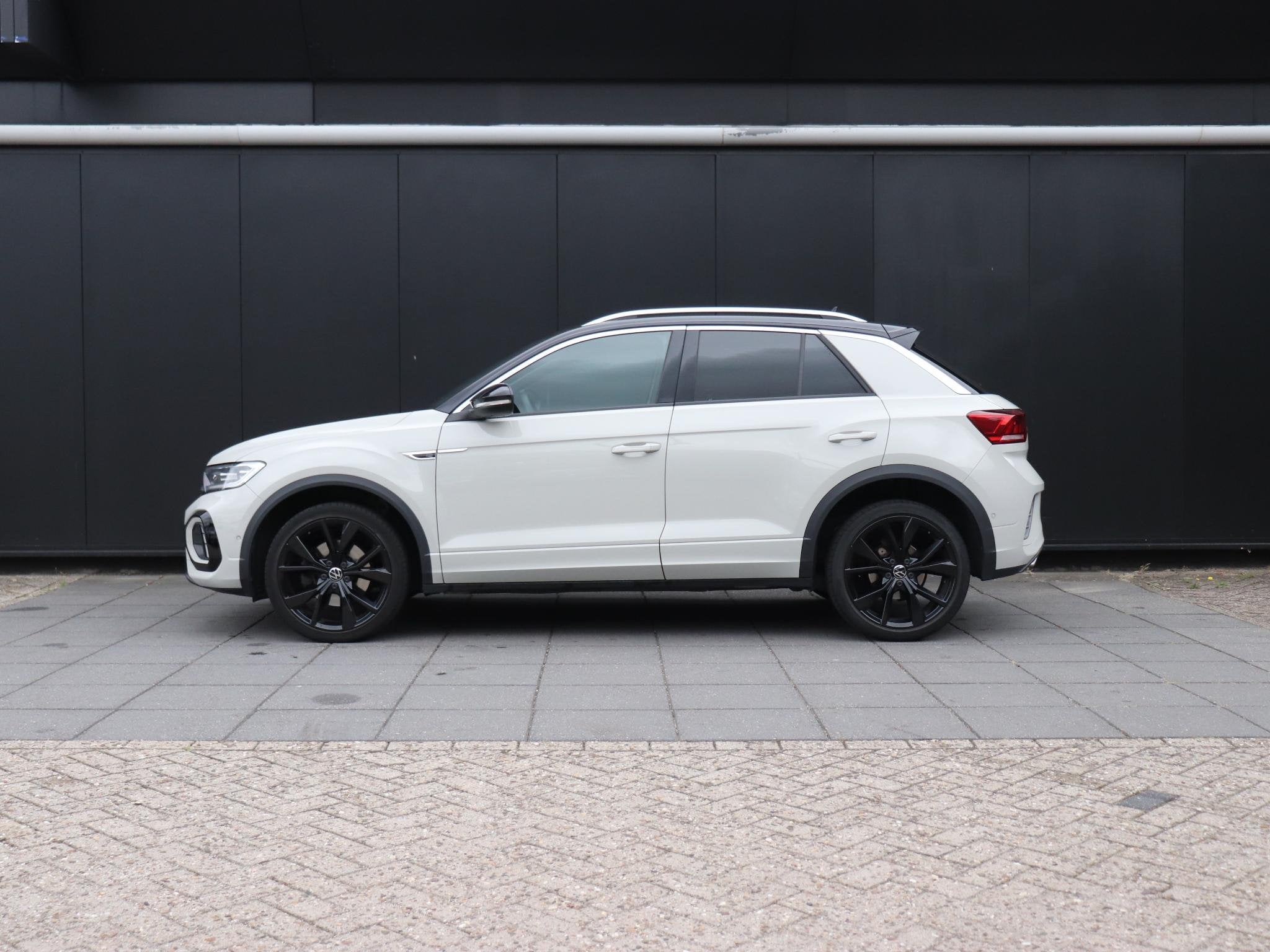 Volkswagen T-Roc 1.5 TSI R-Line Business+ | STOEL/STUURVERW., Auto's, Volkswagen, Euro 6, 4 cilinders, 150 pk, 1253 kg
