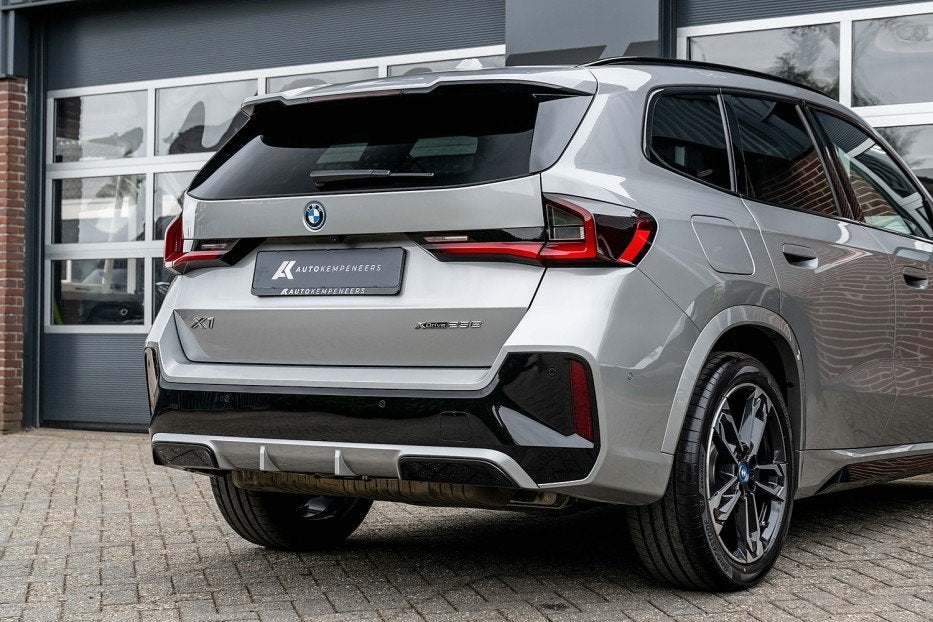 BMW X1 xDrive25e M Sport | Panorama | Shadow | ACC | Camera, Auto's, BMW, 0 cilinders, Gebruikt, Parkeerassistent, Alcantara