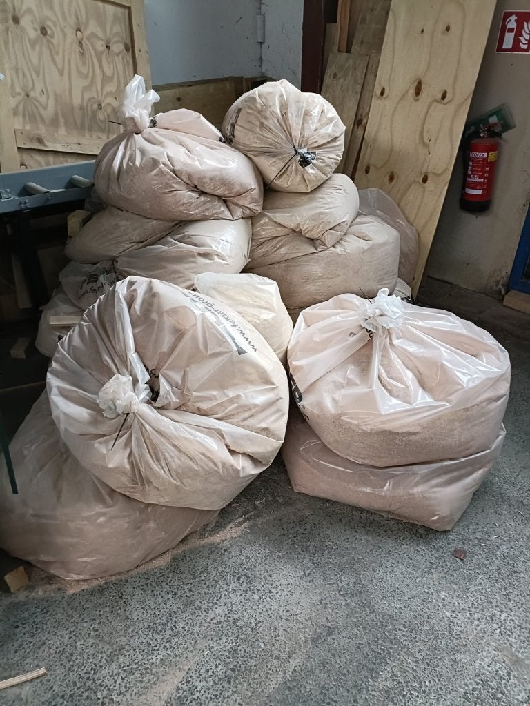 Gratis zaagsel af te halen, Dieren en Toebehoren, Overige Dieren-accessoires, Ophalen, Nieuw