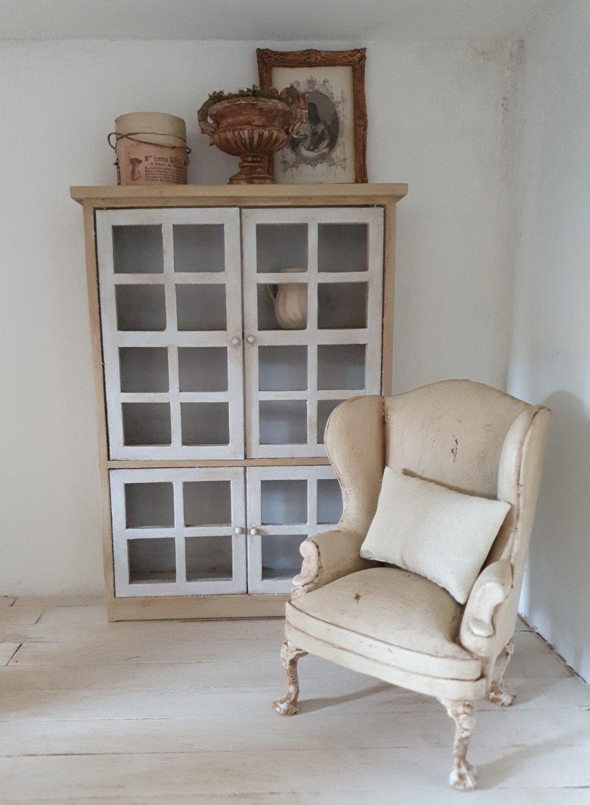 Grote brocante boeken/ vitrinekast poppenhuis., Ophalen of Verzenden, Zo goed als nieuw, Poppenhuis