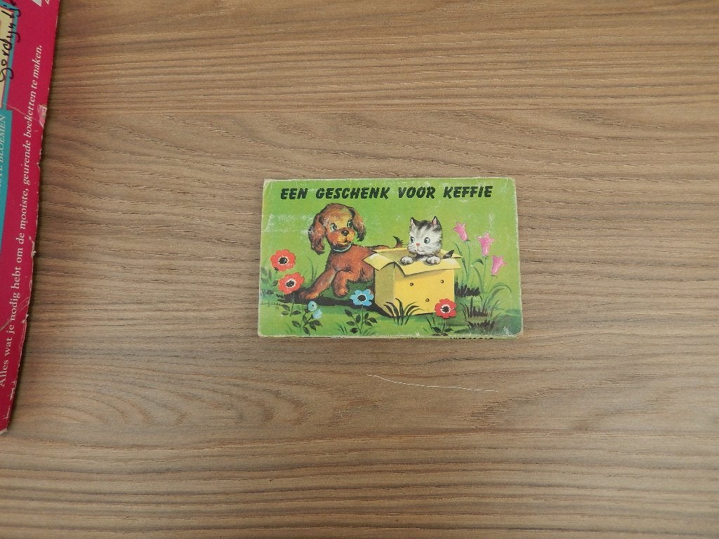 Een geschenk voor Keffie. Pop-up boekje, Ophalen of Verzenden