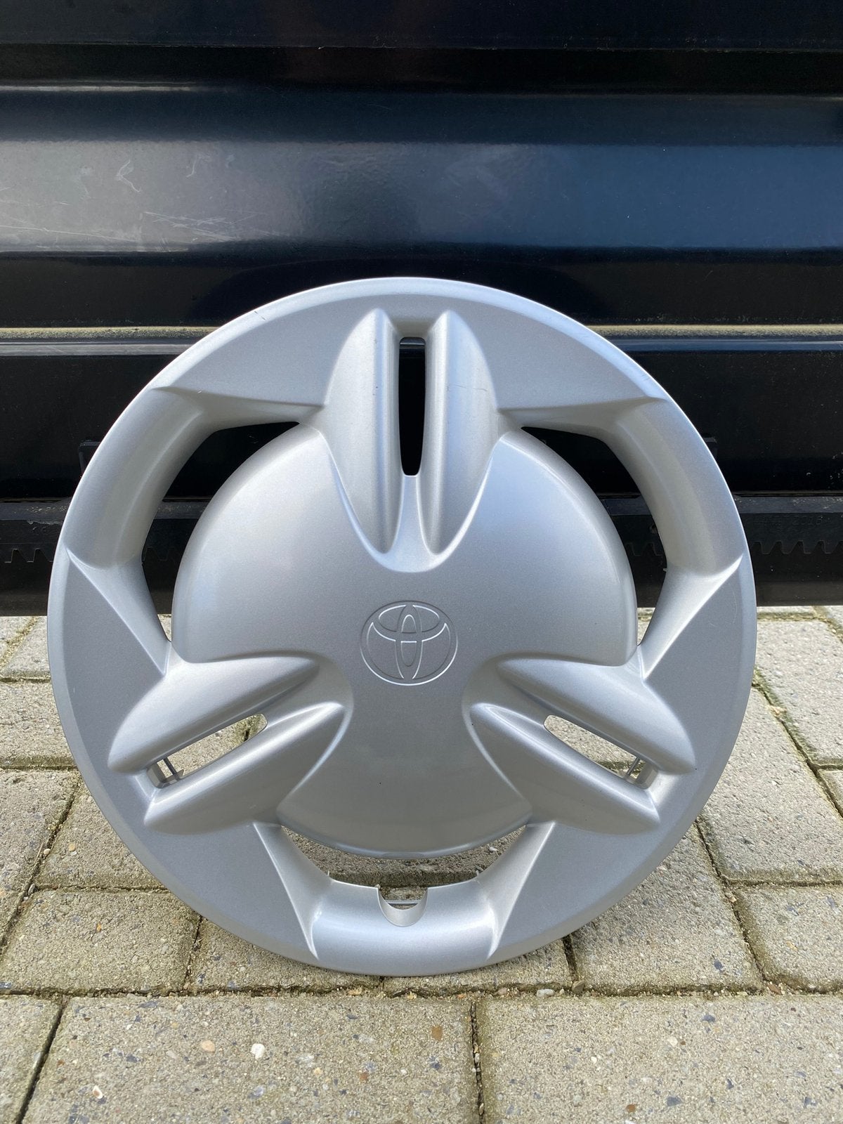 1 originele Toyota Yaris Starlet wieldop 13” inch, Auto diversen, Wieldoppen, Ophalen of Verzenden, Nieuw