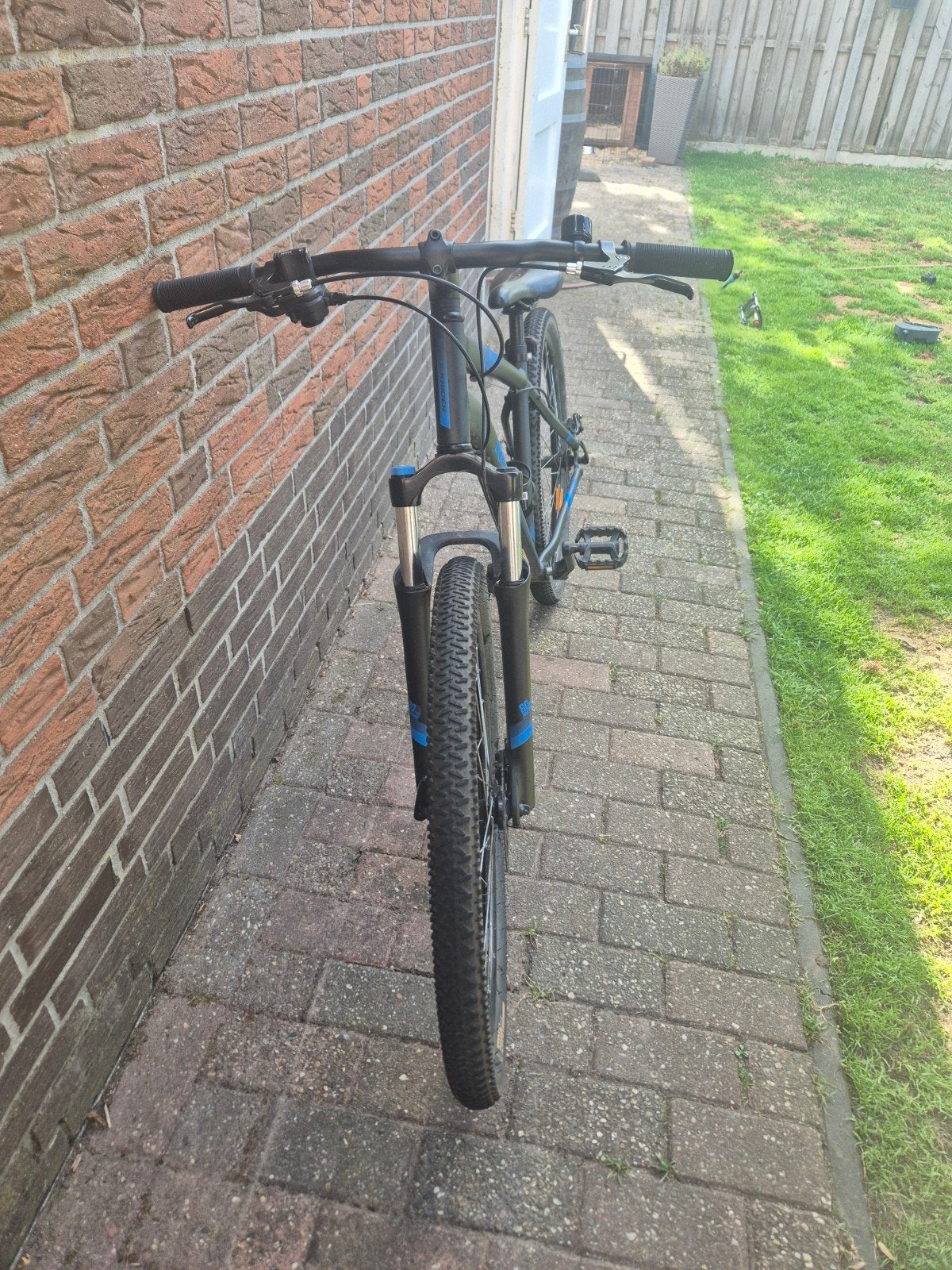 Mountainbike met schijfremmen en vering, Hardtail, Zo goed als nieuw, Dames, Schijfrem