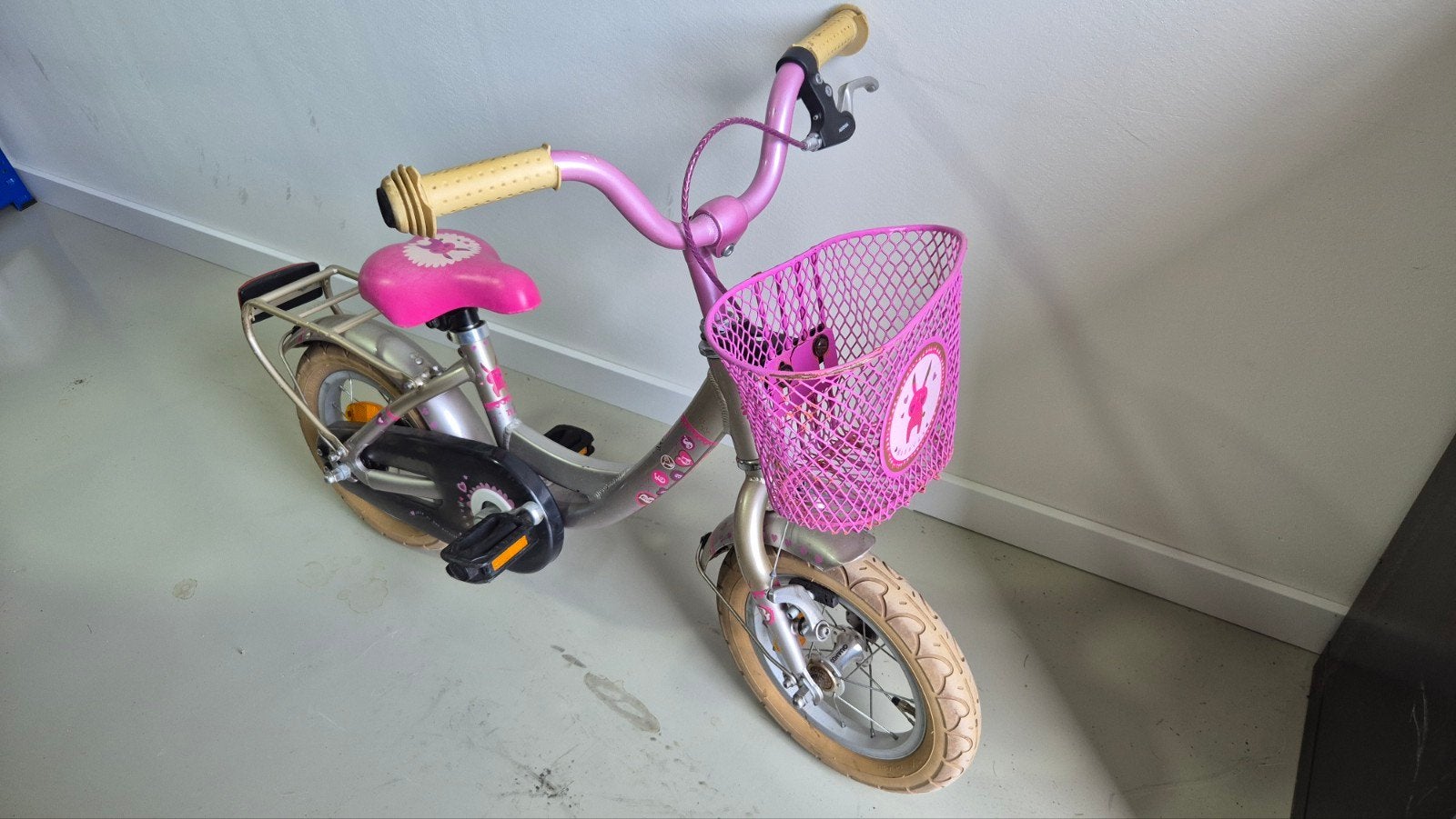 Kinderfiets 12 inch roze met mandje Batavus, Ophalen, Terugtraprem, Gebruikt, Batavus