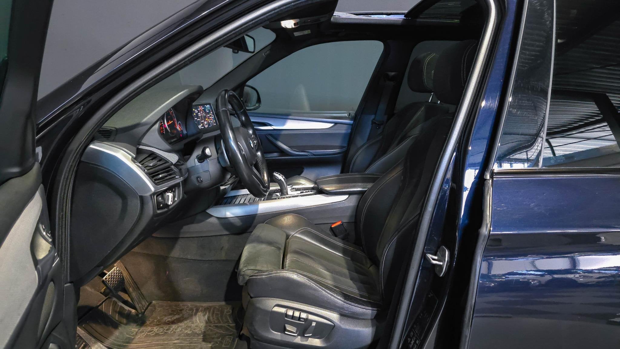 Foto 7 van BMW X5 M50d | Panorama | Memory-Seats | Breyton