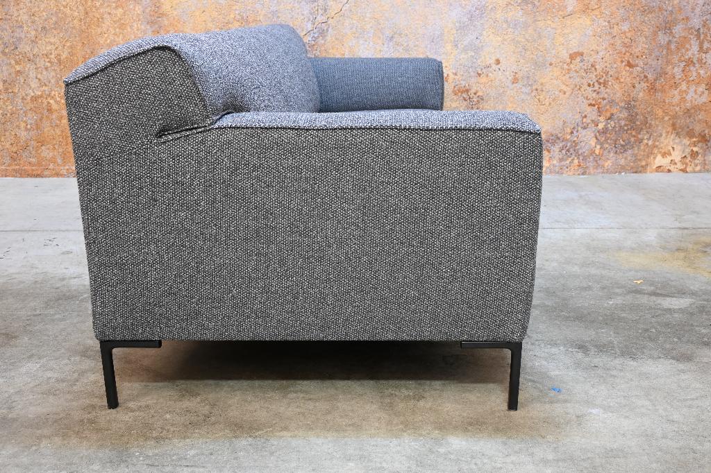 NIEUW beklede Design on Stock Bloq bank in De Ploeg Monza, 75 tot 100 cm, Ophalen of Verzenden, Rechte bank, Stof