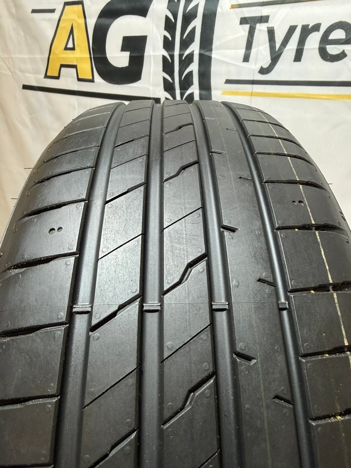 4x 235 55 R18 104W XL TO Hankook ion Evo SUV 235 55 18, 18 inch, Nieuw, Ophalen of Verzenden, 235 mm