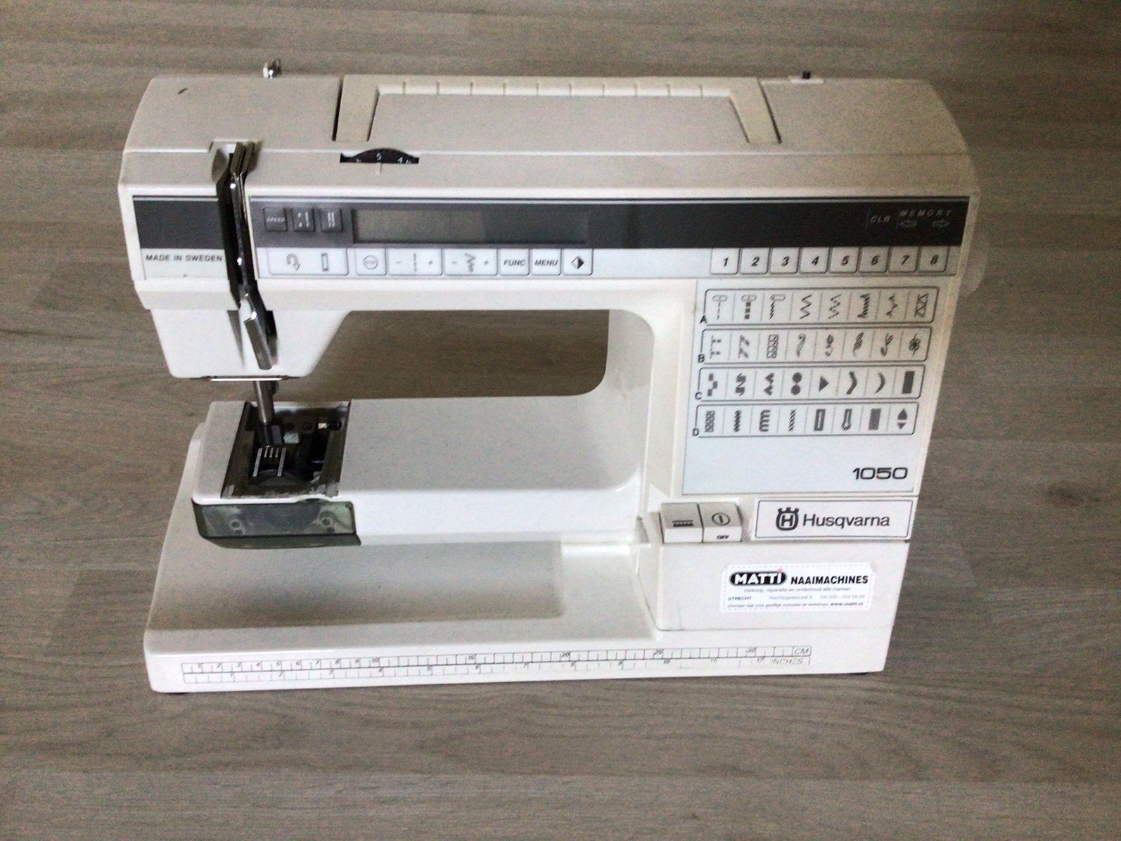 HUSQWARNA 1050 voor onderdelen, Hobby en Vrije tijd, Ophalen, Gebruikt, Naaimachine, Husqvarna