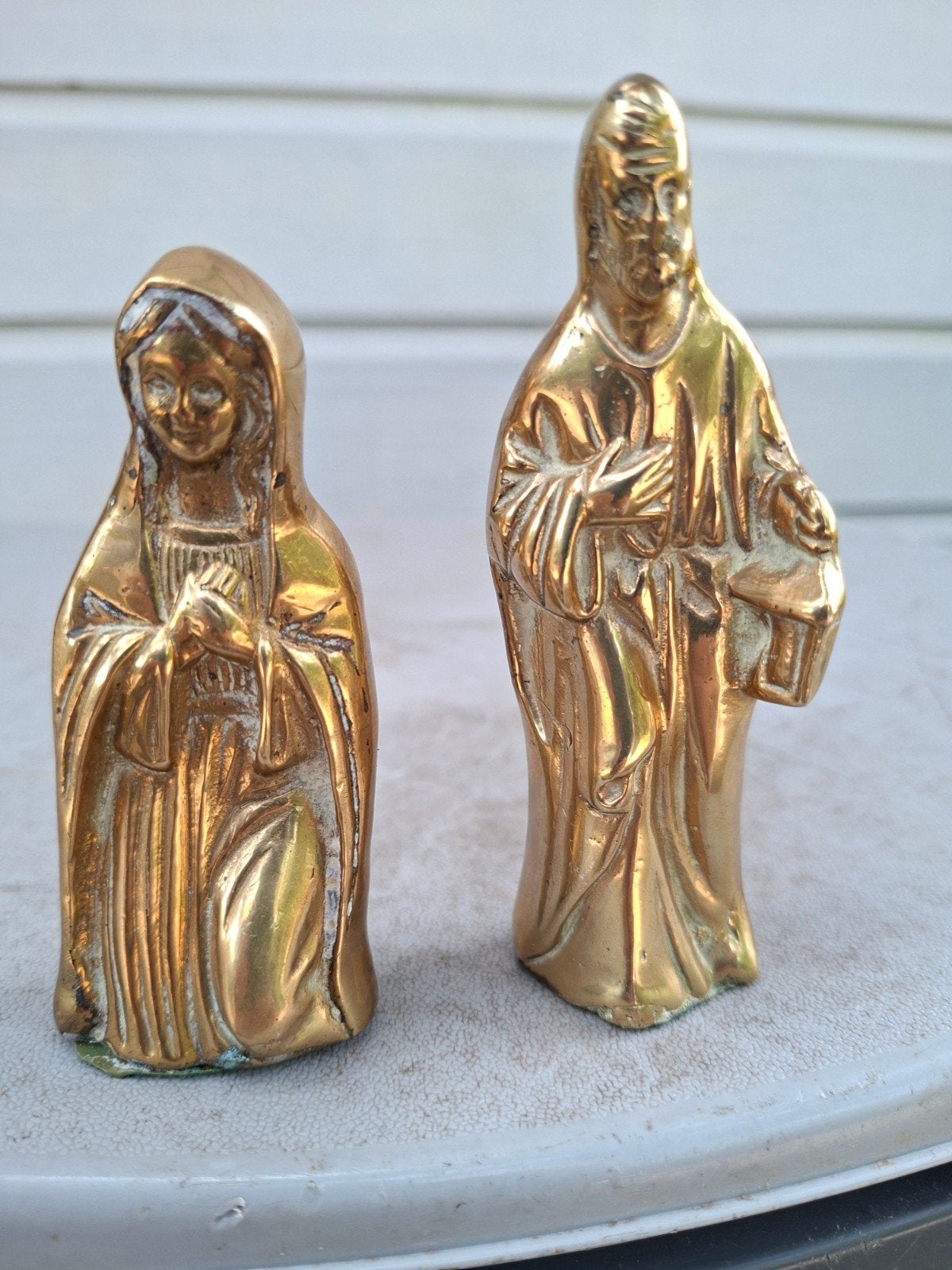 Set van 2 messing religieuze beeldjes - Maria en Jozef, Antiek en Kunst, Antiek | Religie, Ophalen of Verzenden