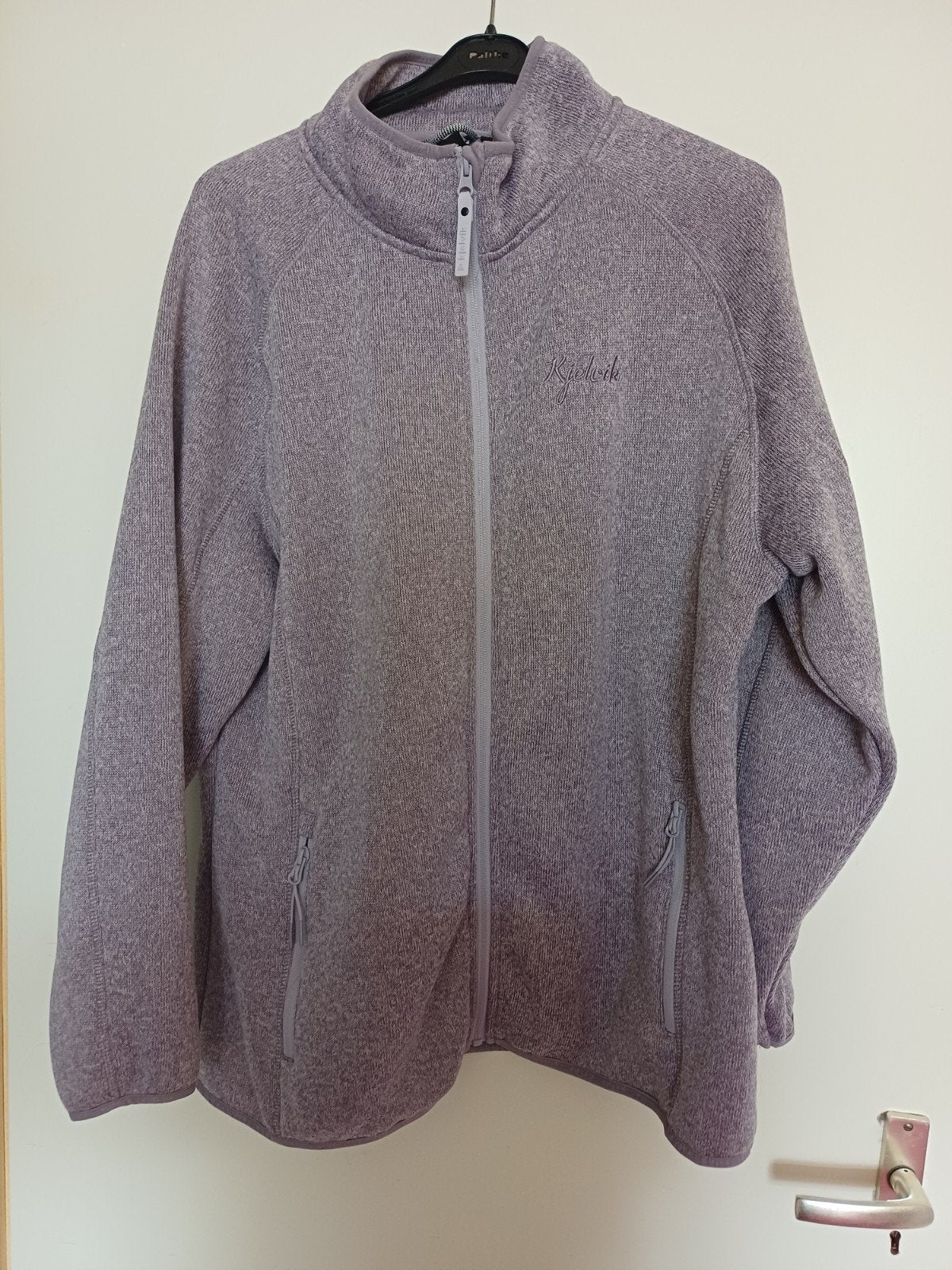 Te koop.Mooi fleece vest.Maat 50.Lavendel paars., Kjelvic, Paars, Maat 46/48 (XL) of groter, Nieuw
