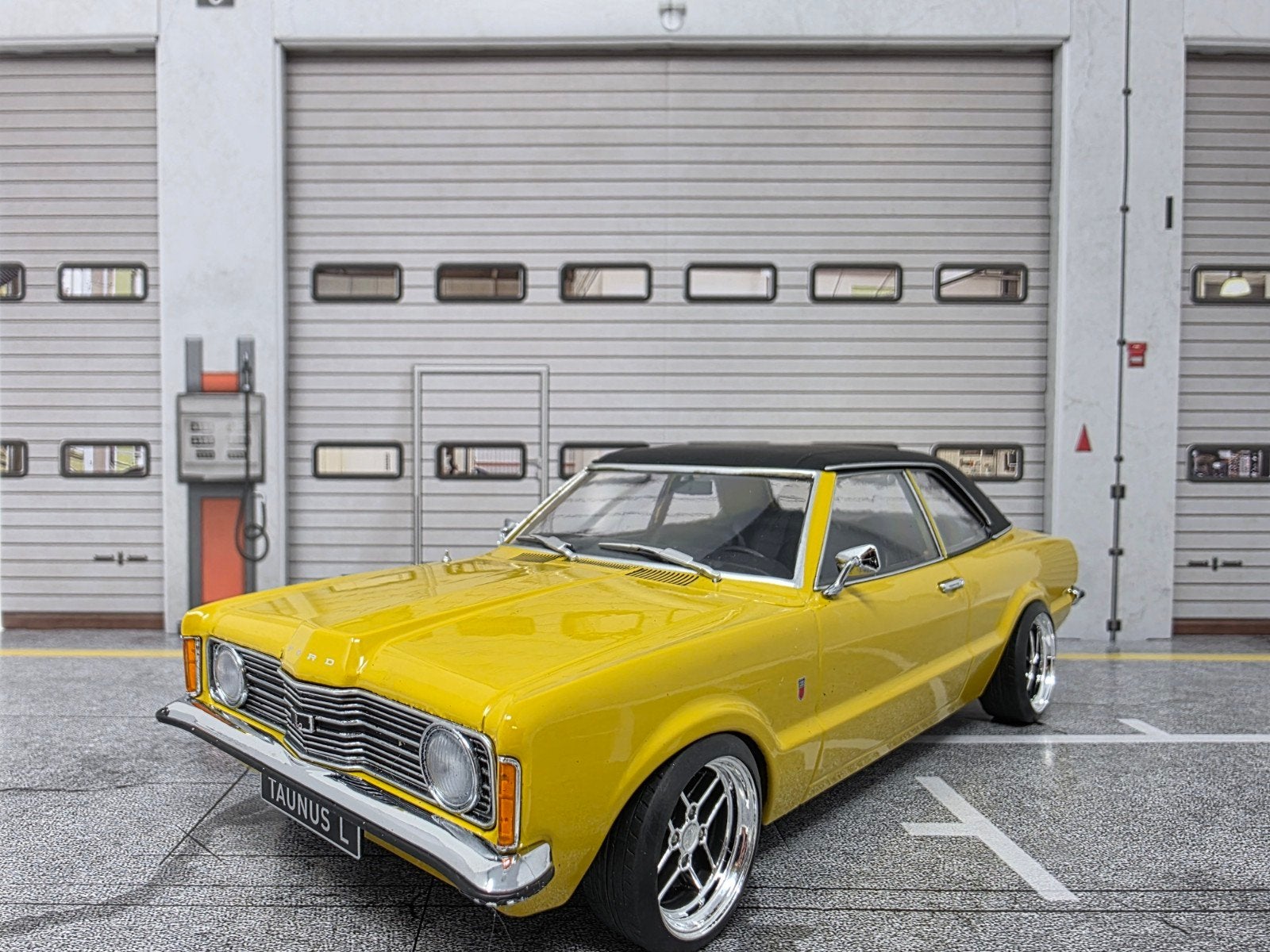 Ford Taunus L 1971 1:18 in OVP verlaagd op Ronal RS velgen, Hobby en Vrije tijd, Modelauto's | 1:18, Ophalen of Verzenden, Nieuw
