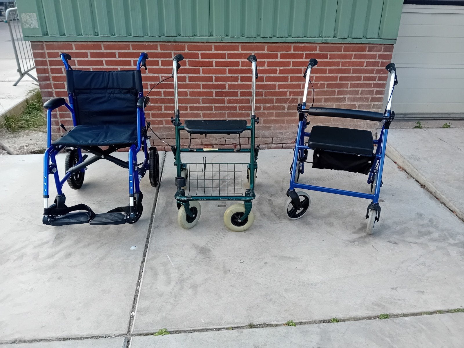 rollators kruken/stokken rolstoel, Diversen, Ophalen, Zo goed als nieuw