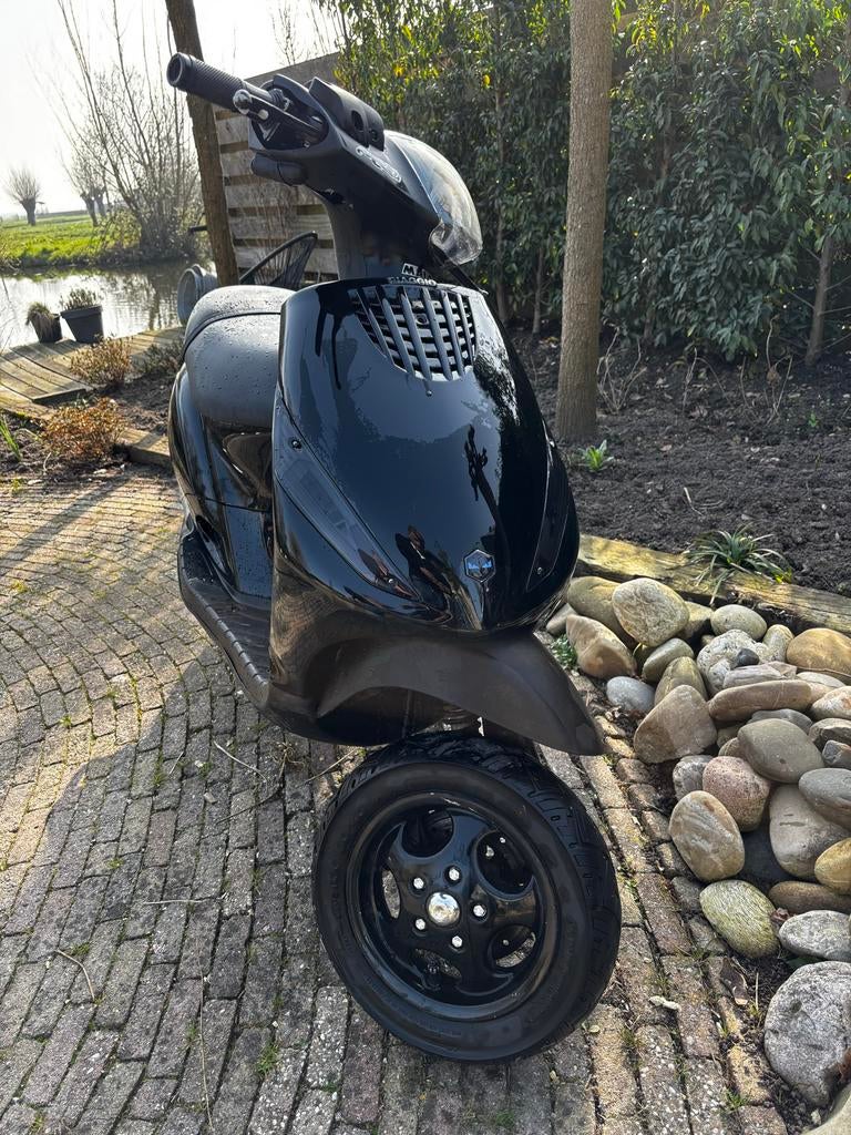 Piaggio Zip 70cc Malossi Sport, Fietsen en Brommers, Scooters | Piaggio, Gebruikt, Zip, Maximaal 45 km/u, Tweetakt, Ophalen