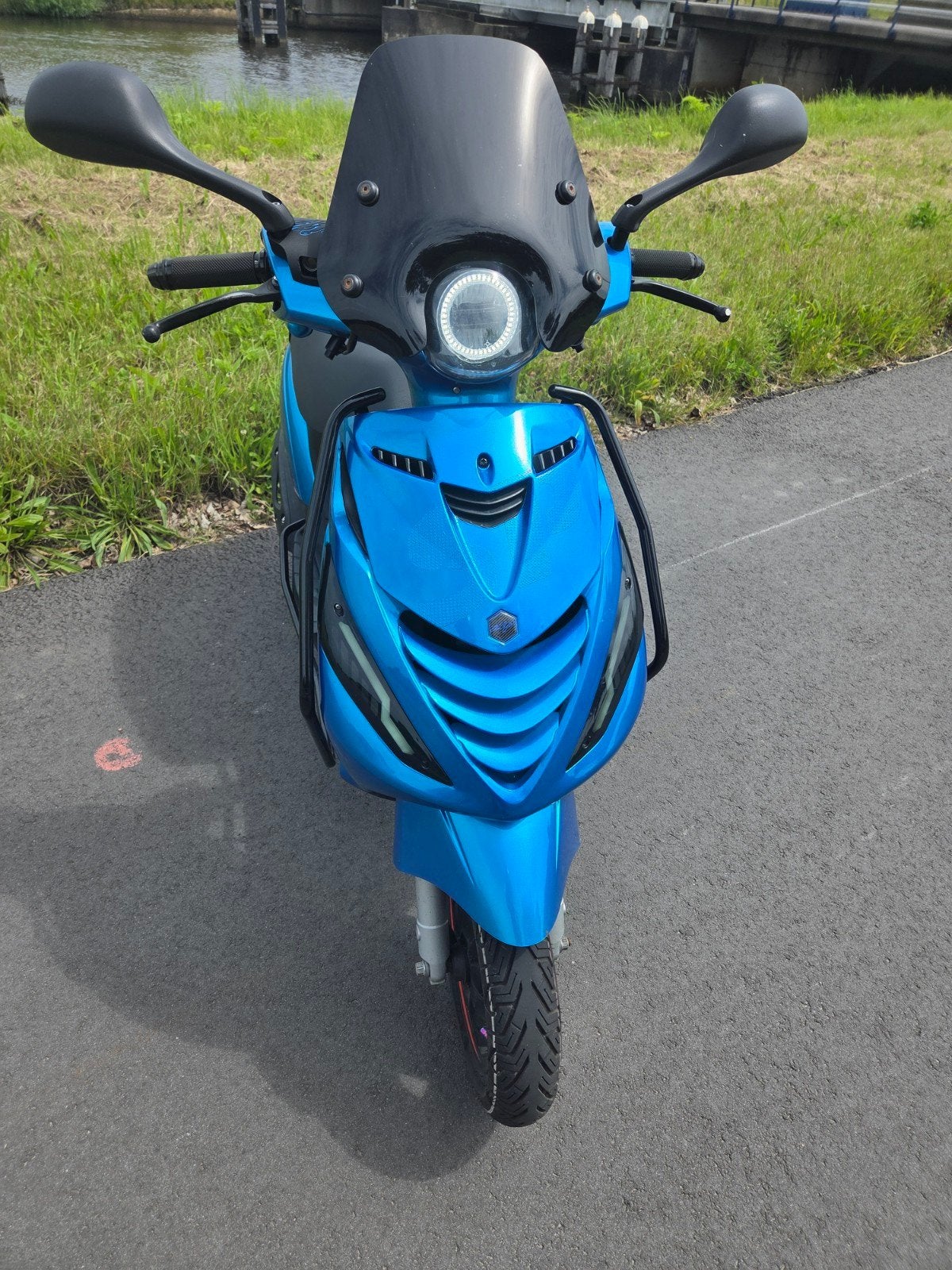 Piaggio zip iget blauwe kenteken top 55+, Fietsen en Brommers, Ophalen, Zip, Zo goed als nieuw, Benzine