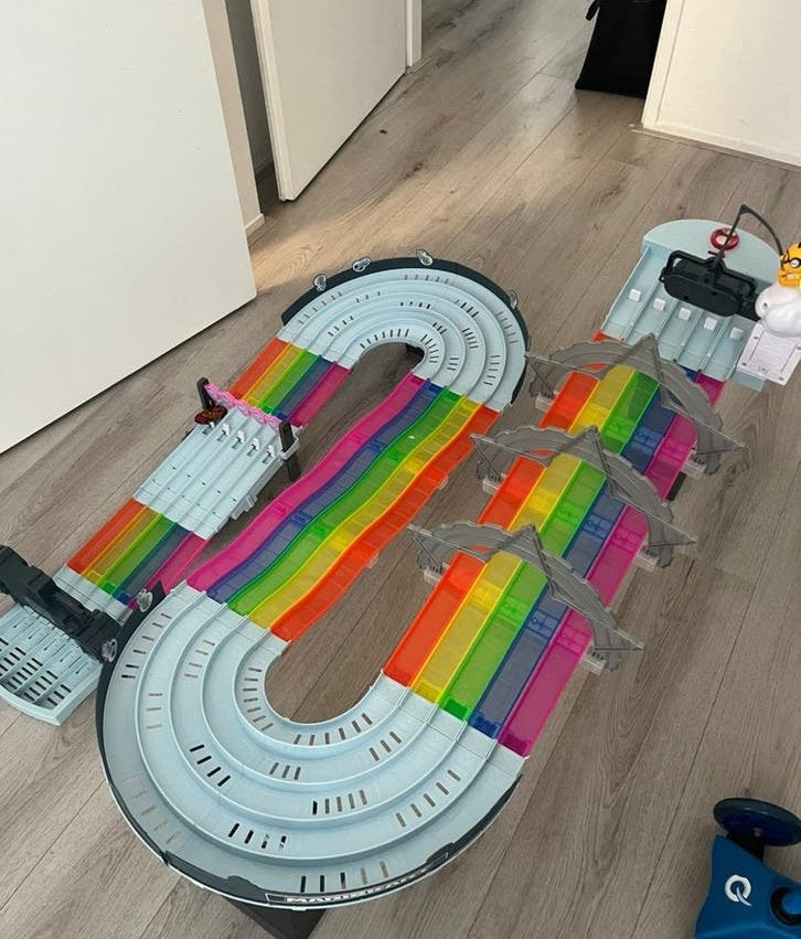 Hot Wheels Mario Kart Regenboogbaan - Zo goed als nieuw, Racebaan, Ophalen of Verzenden, Zo goed als nieuw, Hot Wheels