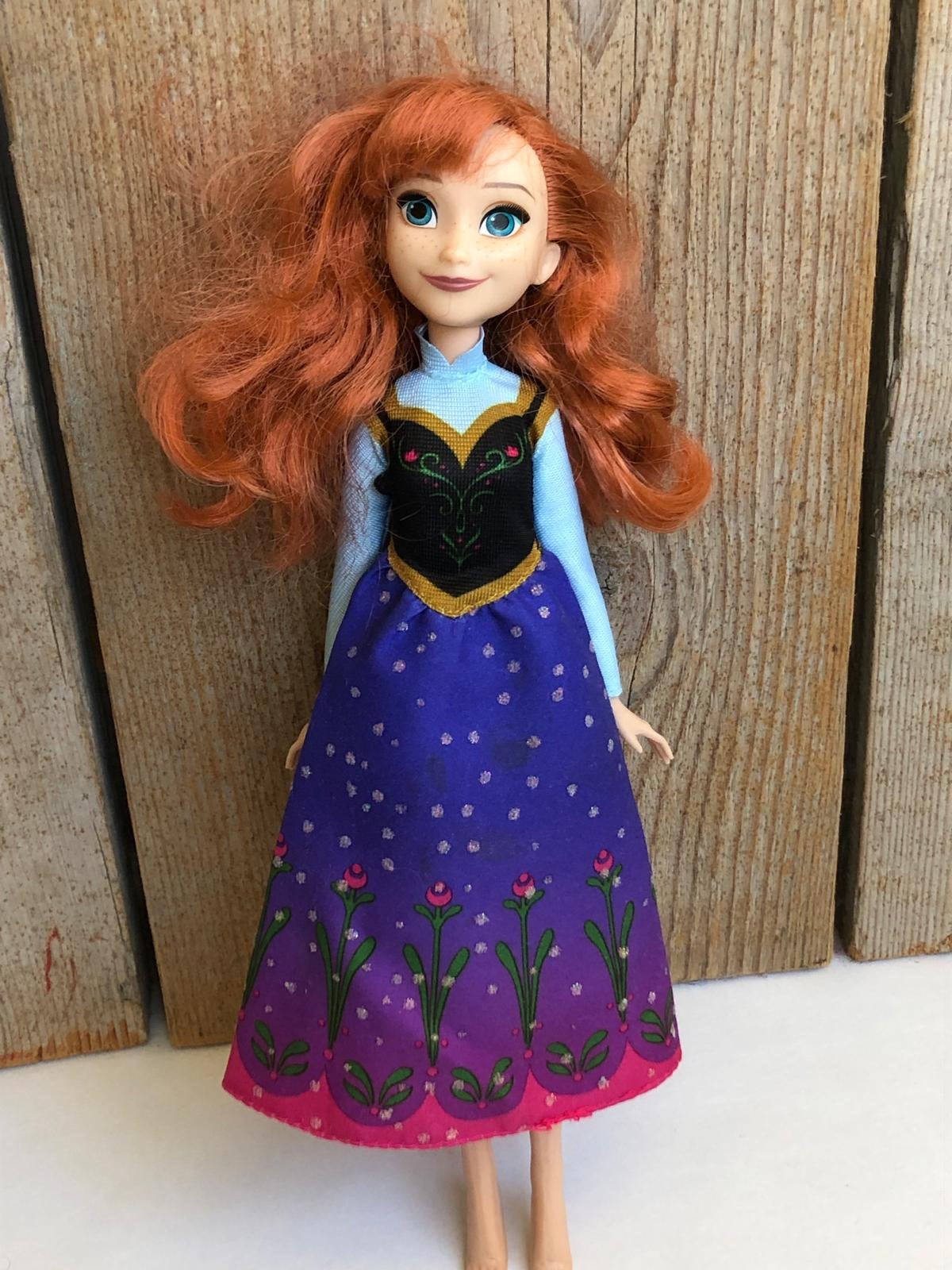 Disney Frozen pop Anna, Ophalen of Verzenden, Zo goed als nieuw, Barbie
