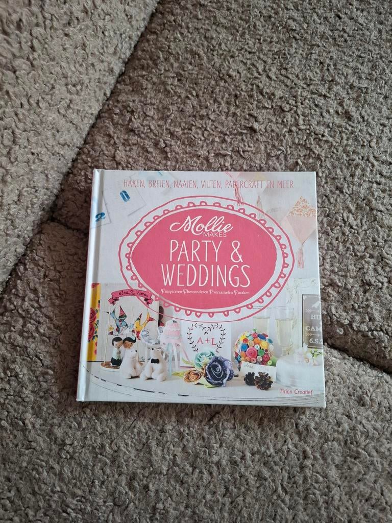 Mollie makes party en weddings, Ophalen of Verzenden, Zo goed als nieuw, Breien en Haken
