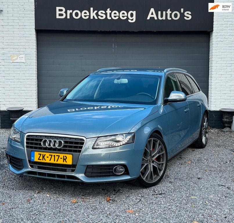 Audi A4 Avant 1.8 Turbo, Auto's, Gebruikt, Met garantie (alle), Blauw, A4