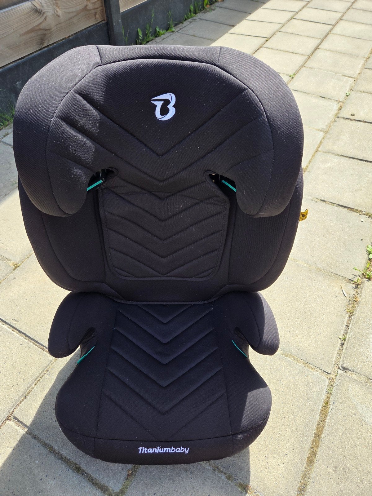 Titaniumbaby autostoel met Isofix - Zo goed als nieuw, Zo goed als nieuw, Afneembare rugleuning, 9 t/m 36 kg, Isofix