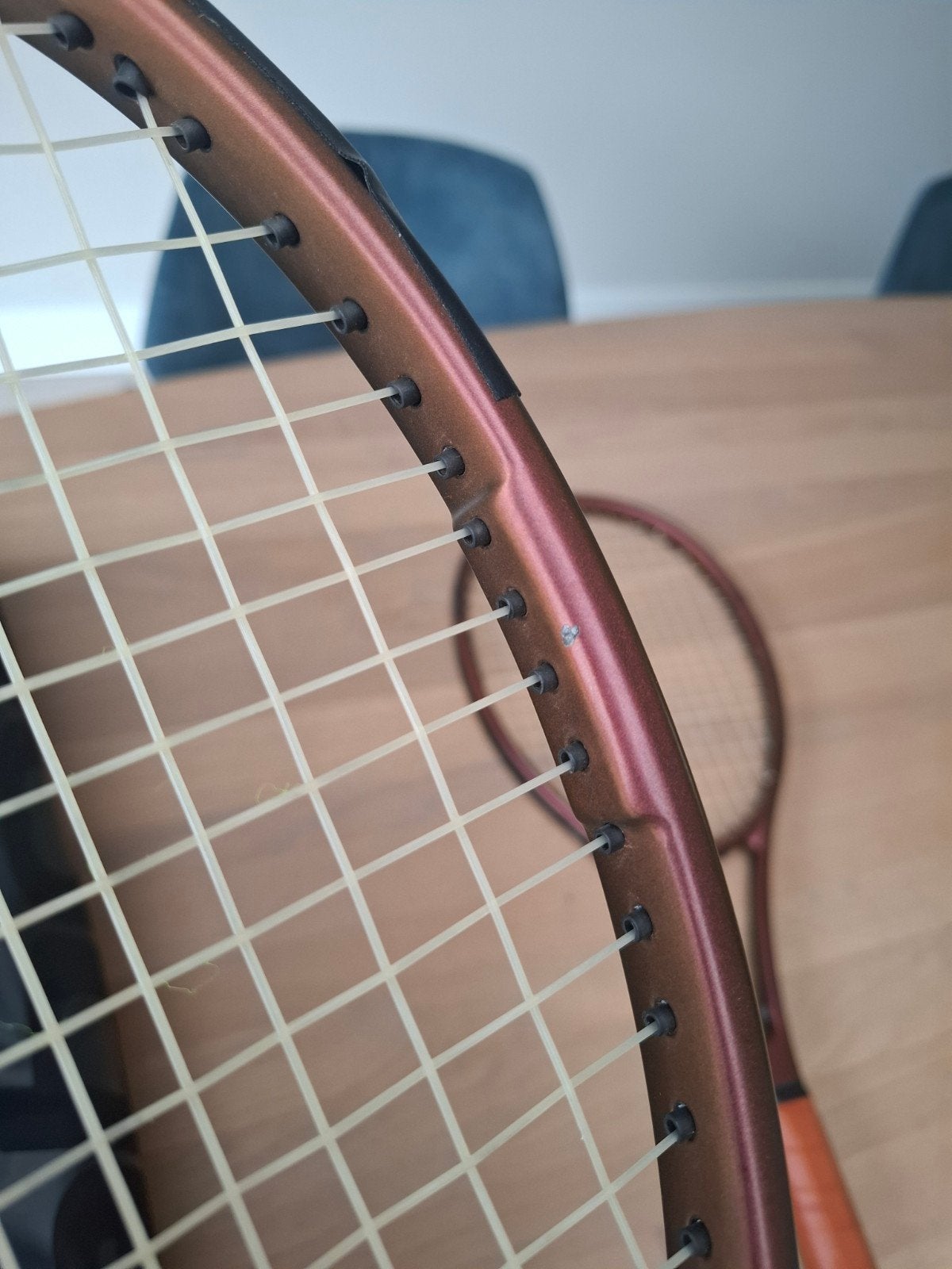 Wilson Pro Staff 97L V14 Tennisrackets (2 stuks), Sport en Fitness, Tennis, L4, Ophalen of Verzenden, Zo goed als nieuw, Wilson
