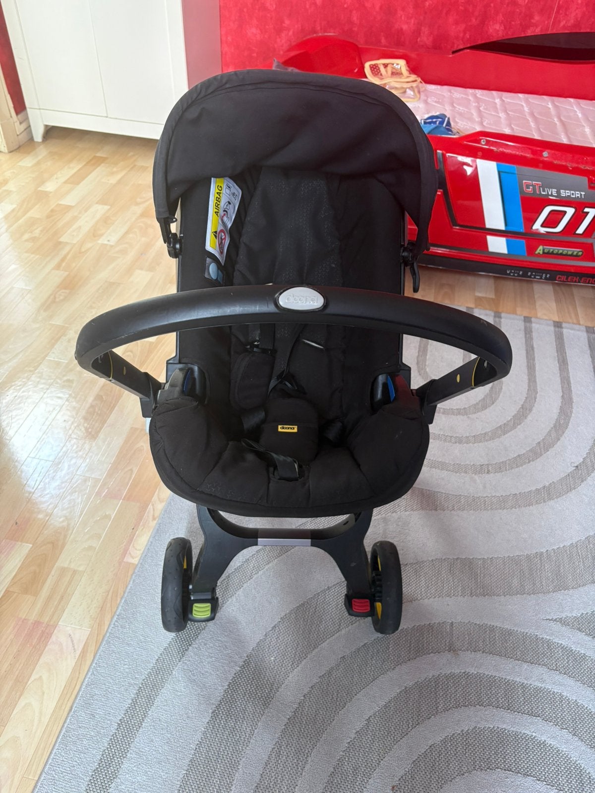 Doona kinderwagen, Kinderwagen, Ophalen of Verzenden, Zo goed als nieuw, Met autostoeltje