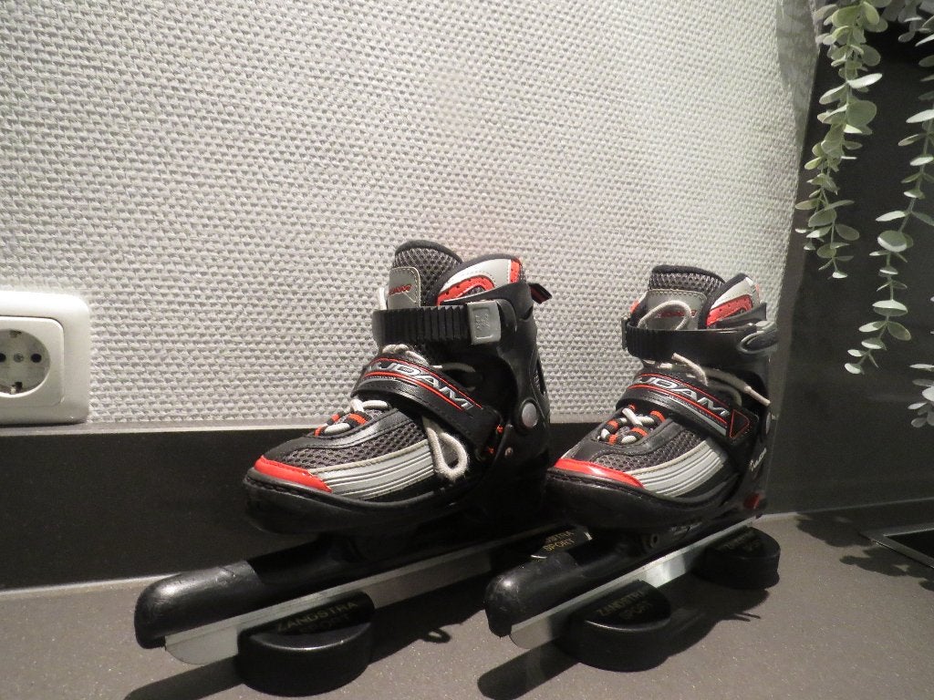 Nijdam verstelbare noren schaatsen maat 30-33, Gebruikt, Combinoren, Verzenden, Nijdam