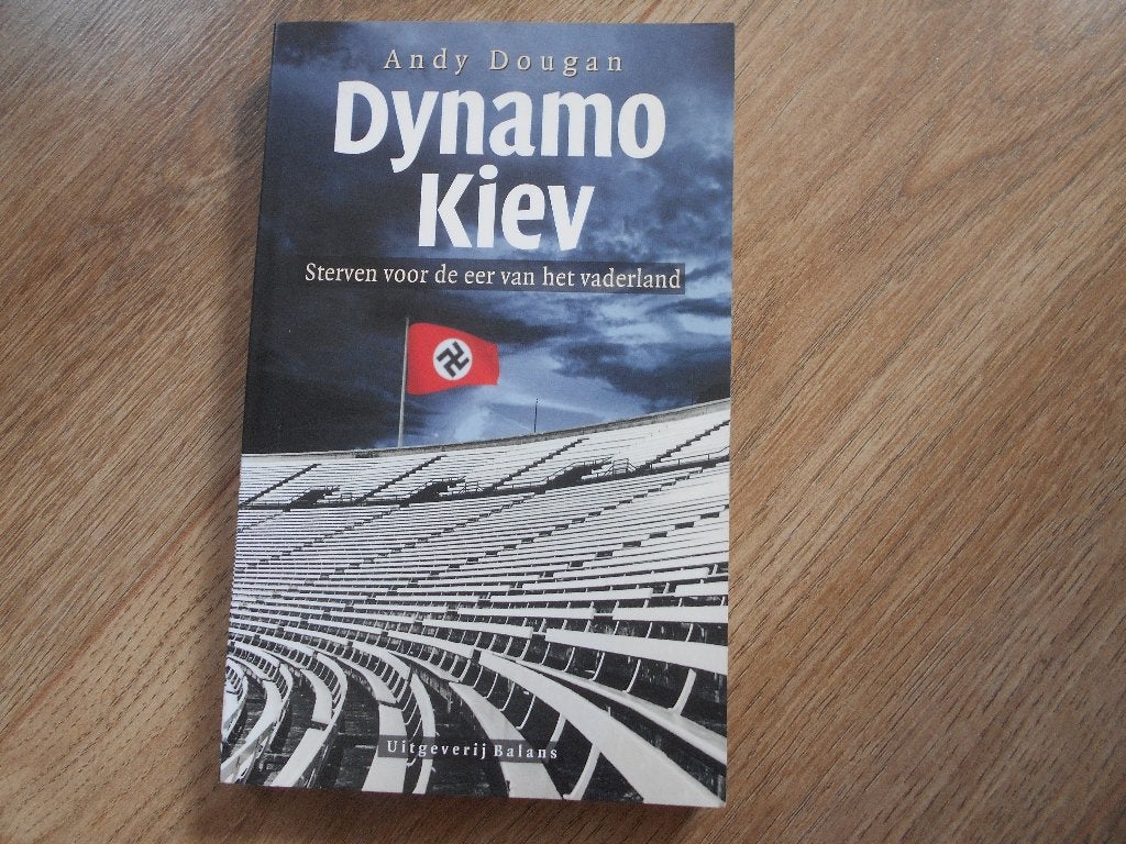 Andy Dougan Dynamo Kiev, Ophalen of Verzenden, Tweede Wereldoorlog, Zo goed als nieuw, Overige onderwerpen