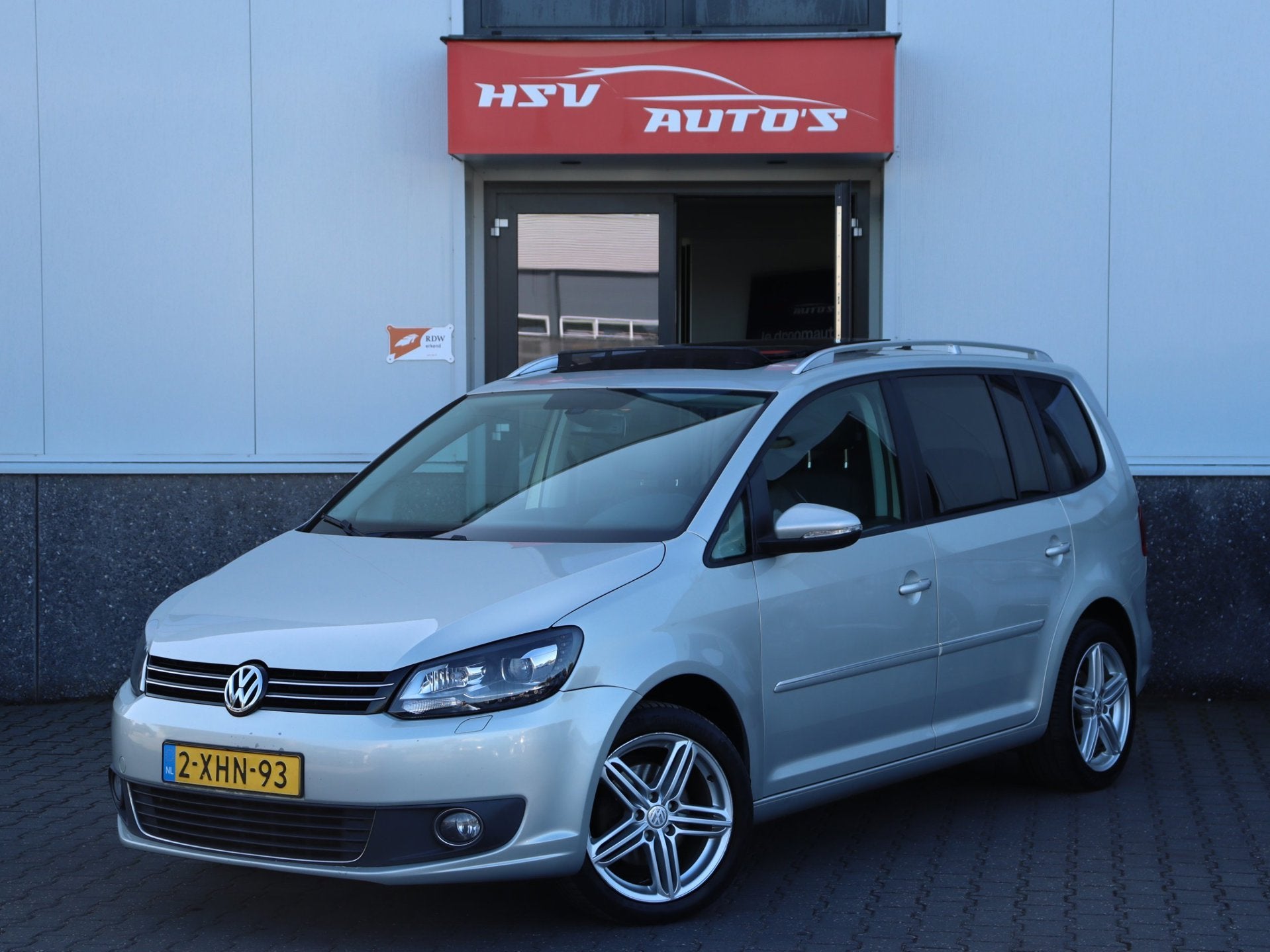 Volkswagen Touran 1.2 TSI Highline BlueMotion 7-pers navi LE, Voorwielaandrijving, Euro 5, Gebruikt, Start-stop-systeem