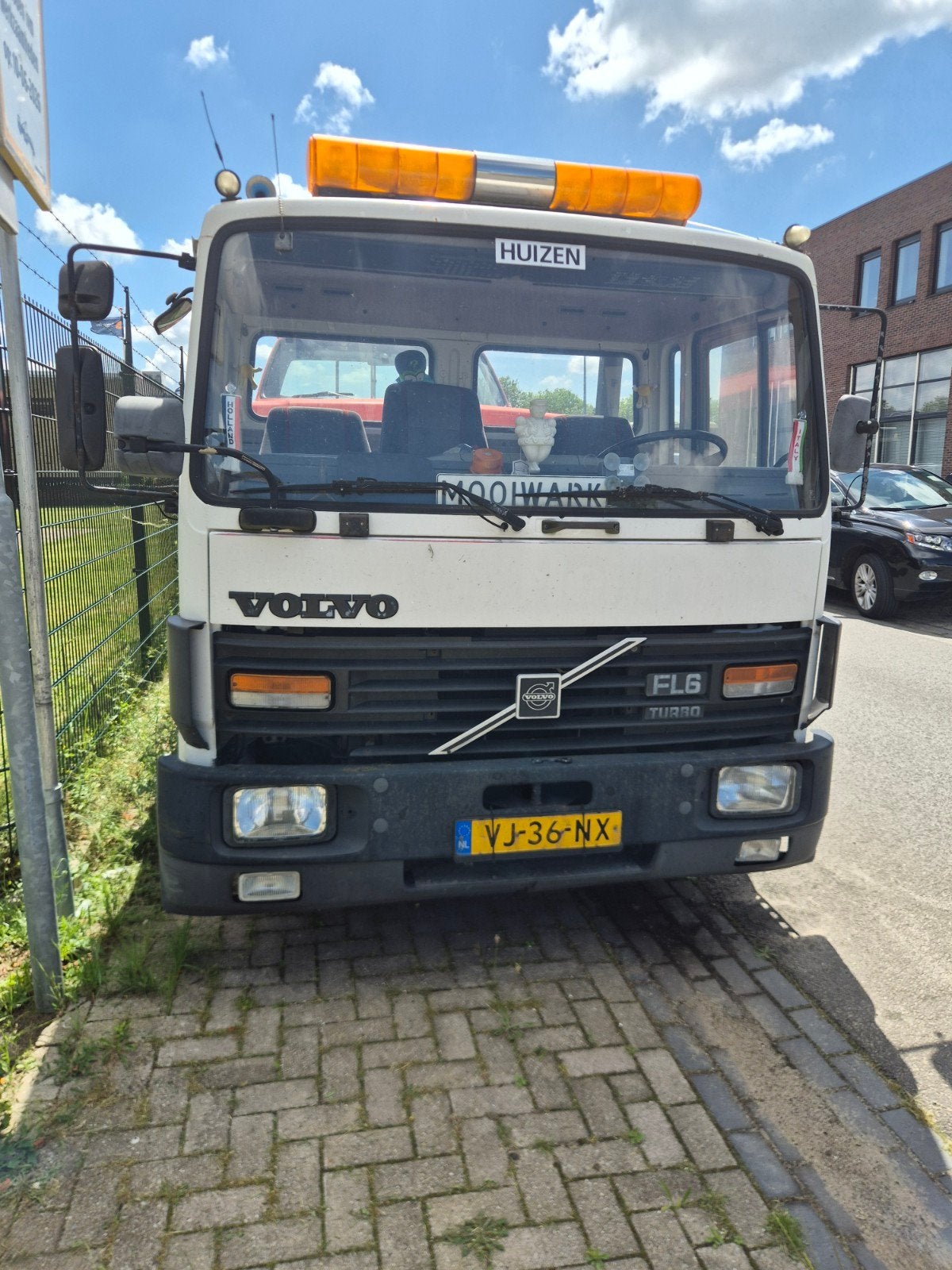 Volvo FL608-4x2-J86 Oprijwagen 1990 Diesel, Wit, Grijs, Particulier, Te koop