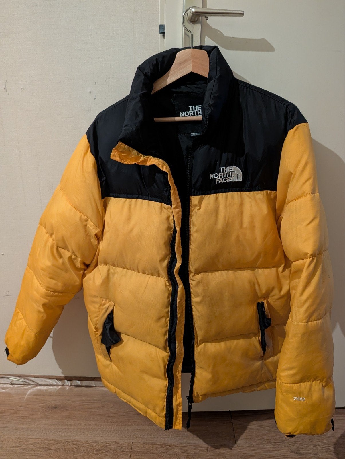 The North Face Nuptse Jas Maat L - Heerlijk Warm! origineel, Ophalen of Verzenden, Zo goed als nieuw, Maat 52/54 (L), Zwart