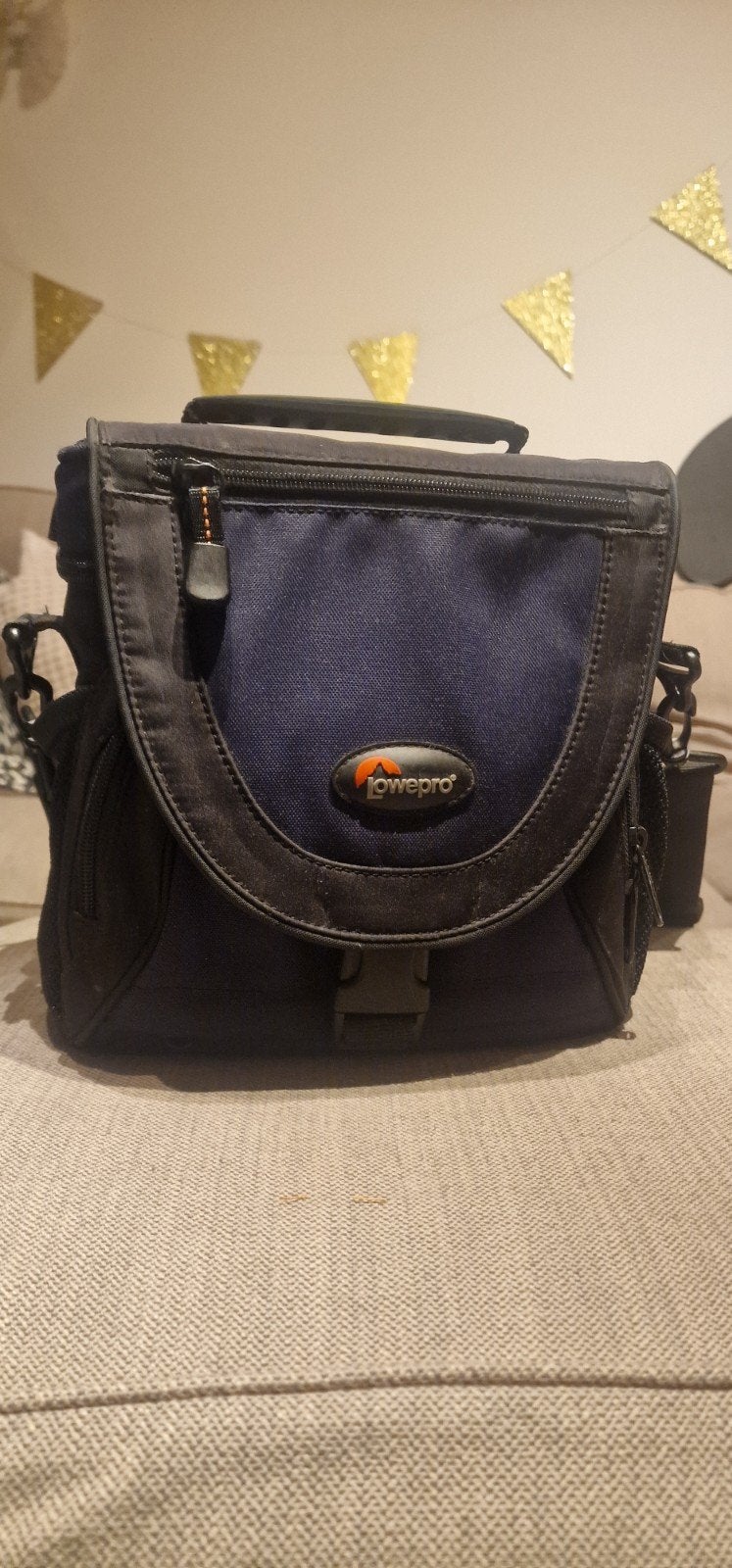 Lowepro Nova 2 AW cameratas, Audio, Tv en Foto, Blauw, Gevoerd, Ophalen of Verzenden, Schoudertas