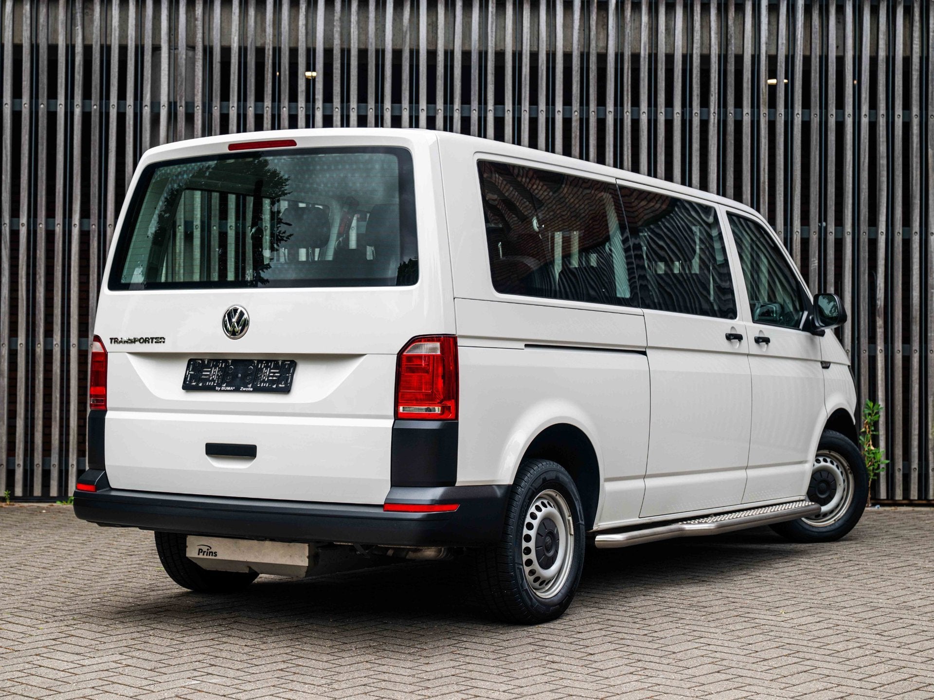Volkswagen Transporter Kombi 2.0 TSi 150pk 9-Pers. L2 CNG |E, Auto's, Volkswagen, Voorwielaandrijving, Gebruikt, Euro 6, 2500 kg