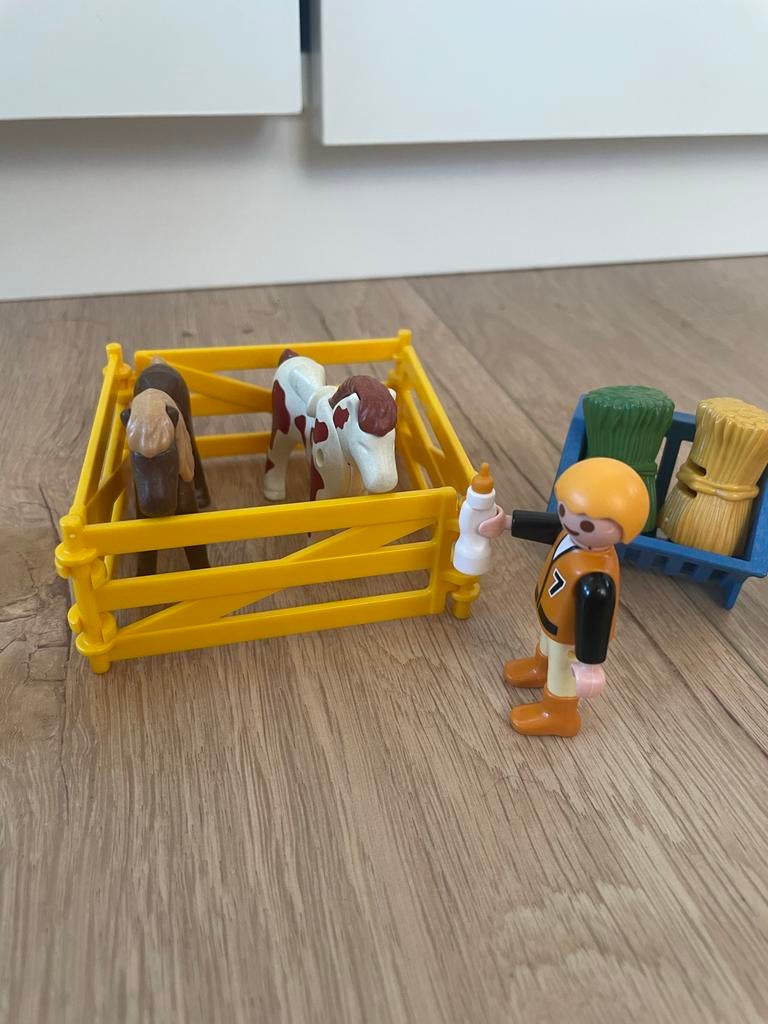 Playmobil manege met paarden en accessoires, Ophalen of Verzenden, Gebruikt, Complete set