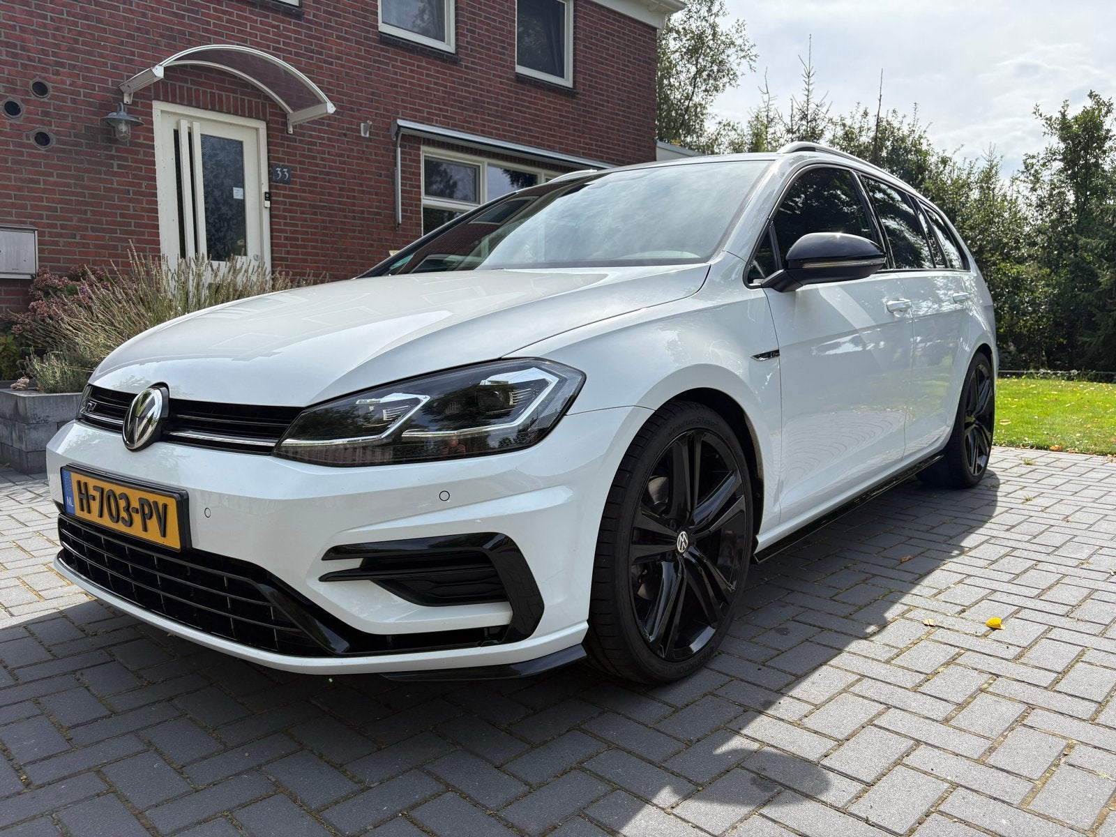 Volkswagen Golf Variant R-line 1.5 TSI 150pk 2020 Wit, Voorwielaandrijving, Stof, 1498 cc, 4 cilinders
