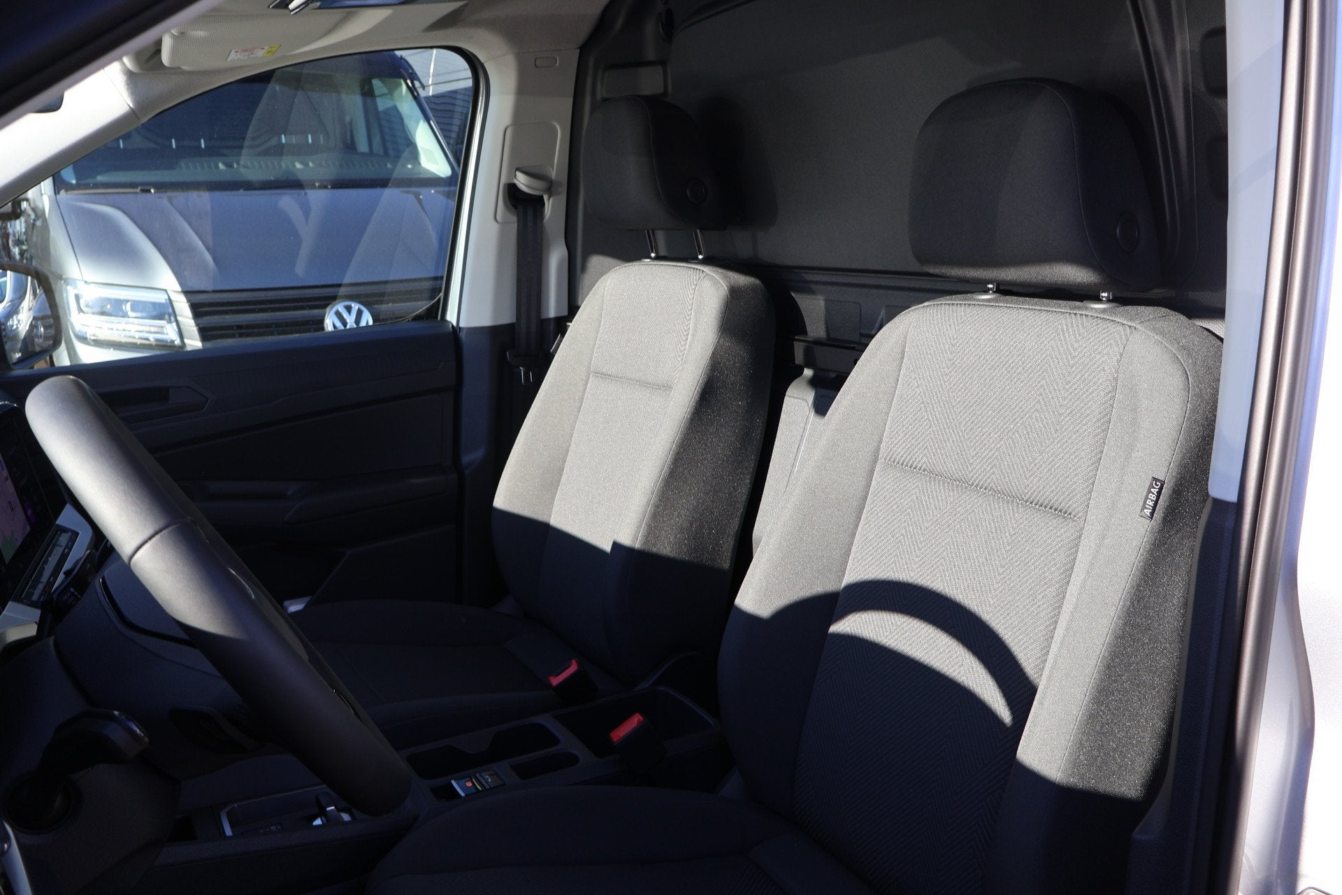Ford Connect L2 1.5 PHEV Plugin Hybride incl BPM excl BTW, Auto's, Bestelauto's, 4 cilinders, 150 pk, Overige brandstoffen, Bedrijf