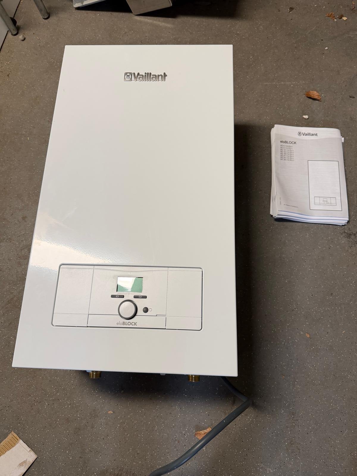 Elektrische CV ketel Vaillant 2021 9Kw, Doe-het-zelf en Verbouw, Ophalen, 30 tot 80 cm, Cv-ketel of Combi-ketel, Minder dan 60 cm