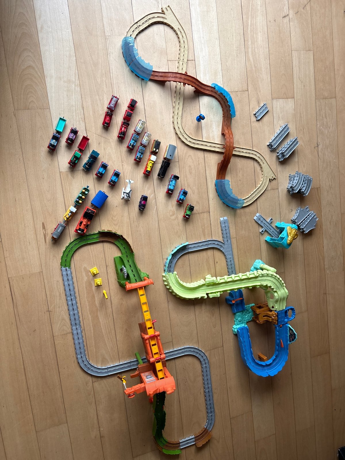 Thomas de Trein speelset met veel treinen en rails, Ophalen, Gebruikt