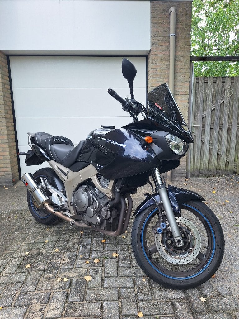 Yamaha TDM 900 met Tourzadel + Dominator Uitlaat + Givi ruit, 2 cilinders, Occasion, Motorrijbewijs A, 900 cc