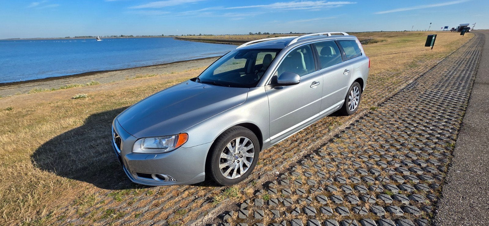 Volvo V70 T4 132KW Aut. 2012 Grijs, 1596 cc, 4 cilinders, 179 pk, Stationwagon