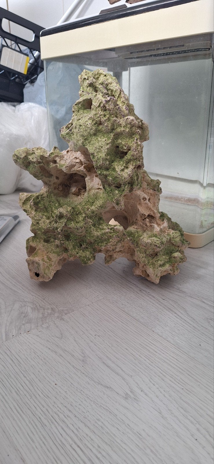 Groot kunststof Maansteen aquarium rots, Ophalen, Plant(en), Steen of Hout