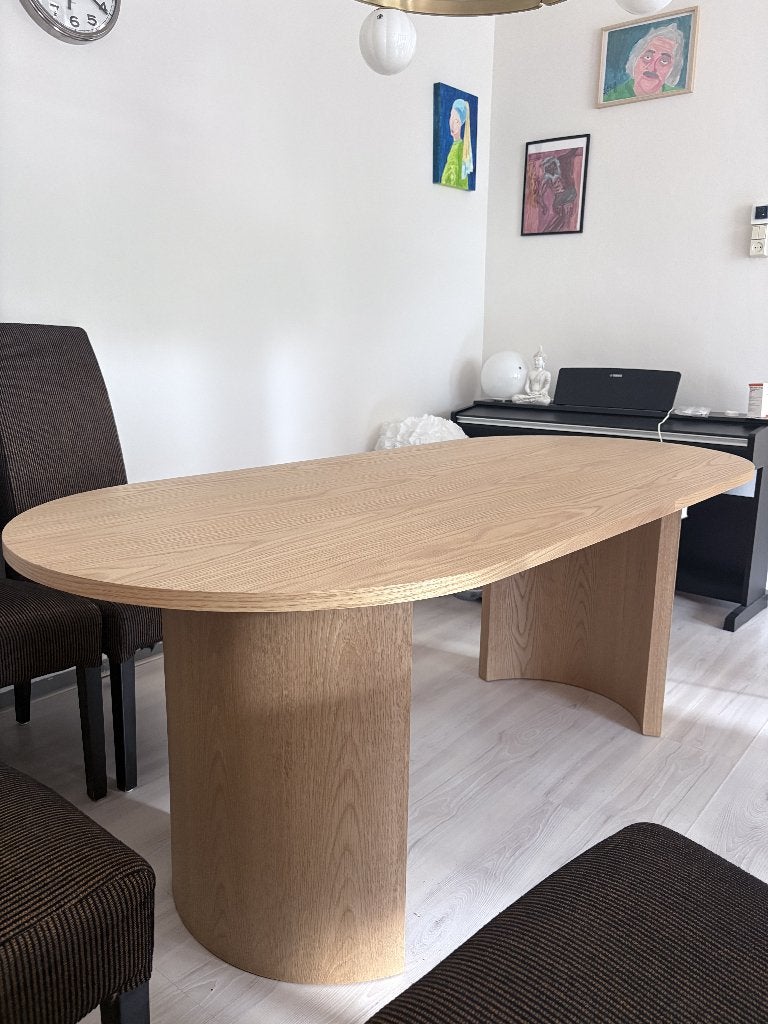 nieuwe eettafel, Rond, 50 tot 100 cm, Vijf personen of meer, Overige materialen