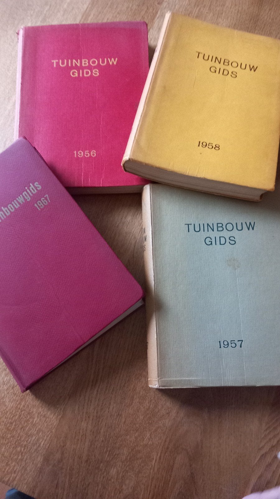 Tuinbouw Gids Collectie (1956, 1957, 1958, 1967), Ophalen of Verzenden, Gelezen, Tuinieren en Tuinplanten