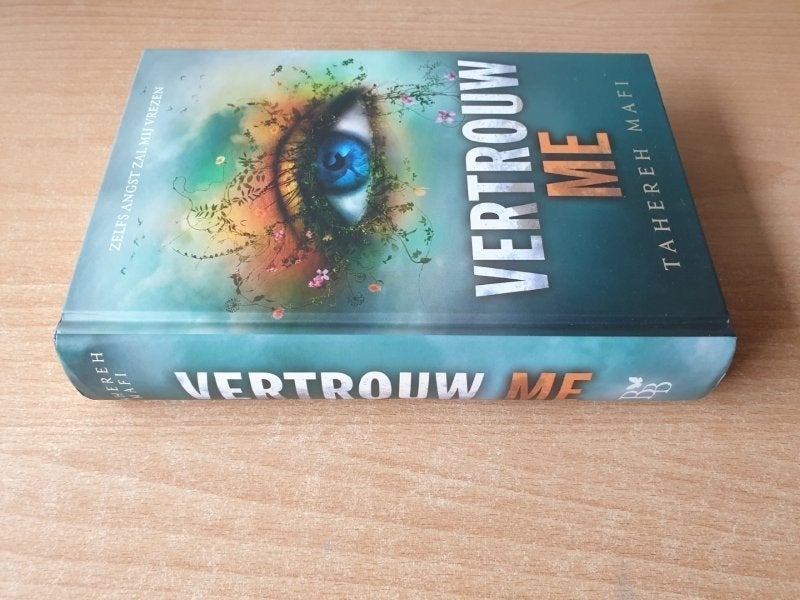 Tahereh Mafi - Vertrouw Me (HC), Boeken, Verzenden, Gelezen, Tahereh Mafi