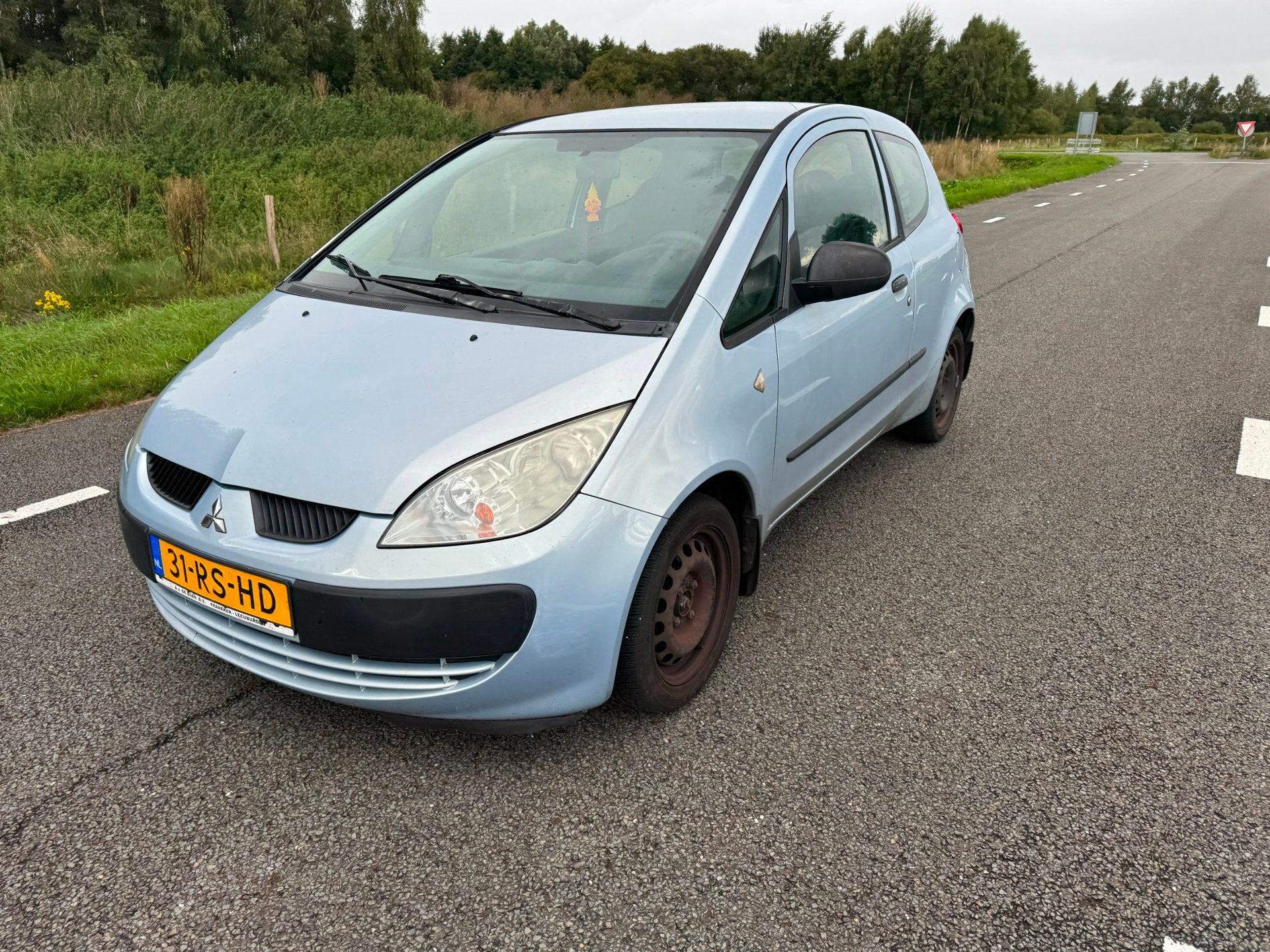 Mitsubishi Colt 1.3 Inform ,Nieuwe apk Inruil mogelijk!, Auto's, Voorwielaandrijving, Elektrische ramen, Gebruikt, Blauw