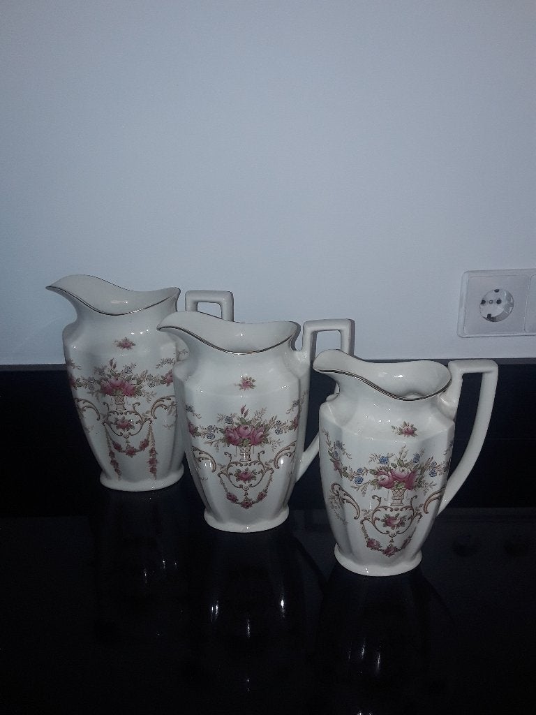 3 Antieke engelse Crown Ducal Kannen met roosjes, Verzenden
