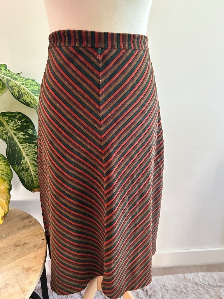 King Louie maat L gestreepte velvet midi rok 3437, Kleding | Dames, Bruin, Maat 42/44 (L), Ophalen of Verzenden, Zo goed als nieuw