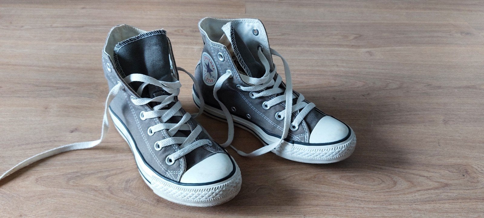 All Stars Converse hoge sneakers donkergrijs maat 38, Ophalen of Verzenden, Zo goed als nieuw, Grijs, Sneakers of Gympen