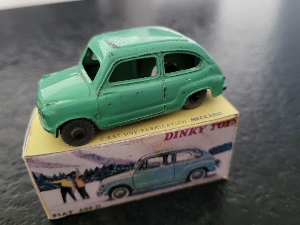 Fiat 600D Dinky Toys., Hobby en Vrije tijd, Modelauto's | 1:43, Ophalen of Verzenden, Gebruikt, Auto, Dinky Toys