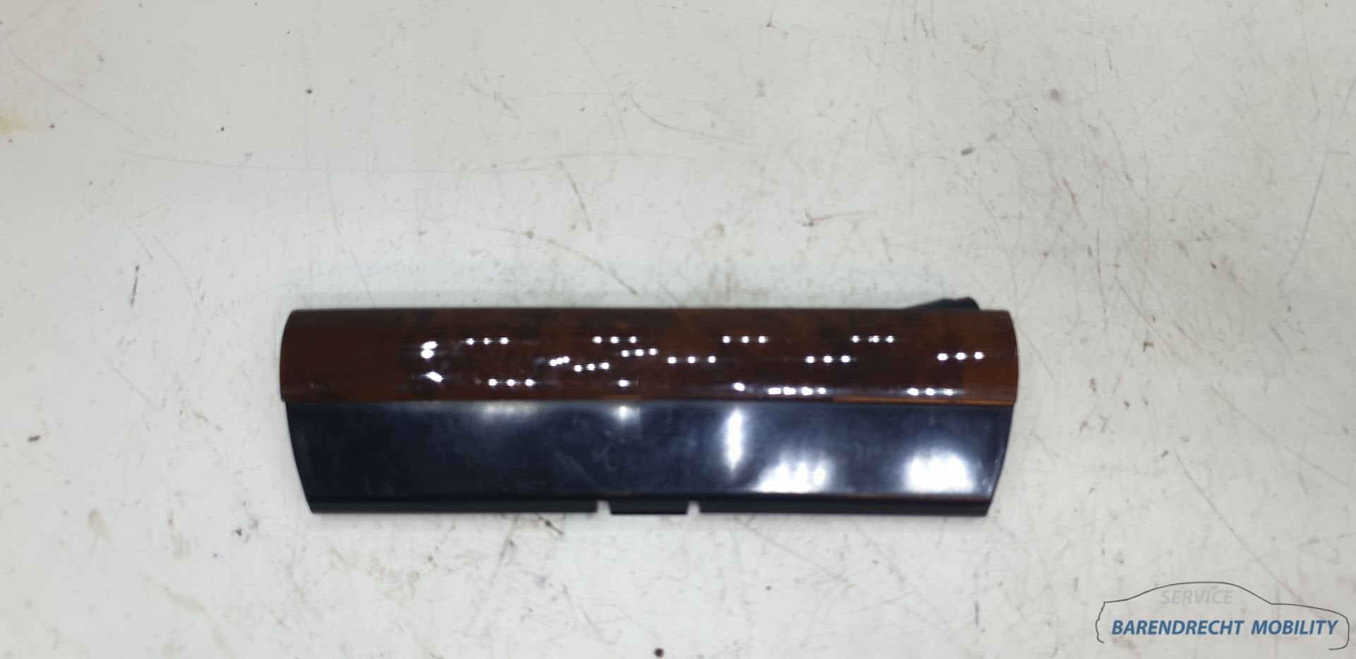 Afdekkap OBD hout inleg Golf IV Bora Volkswagen 1J0858981B o, Gebruikt, Volkswagen, Volkswagen AG, Berliner Ring 2
38440  Wolfsburg, DE