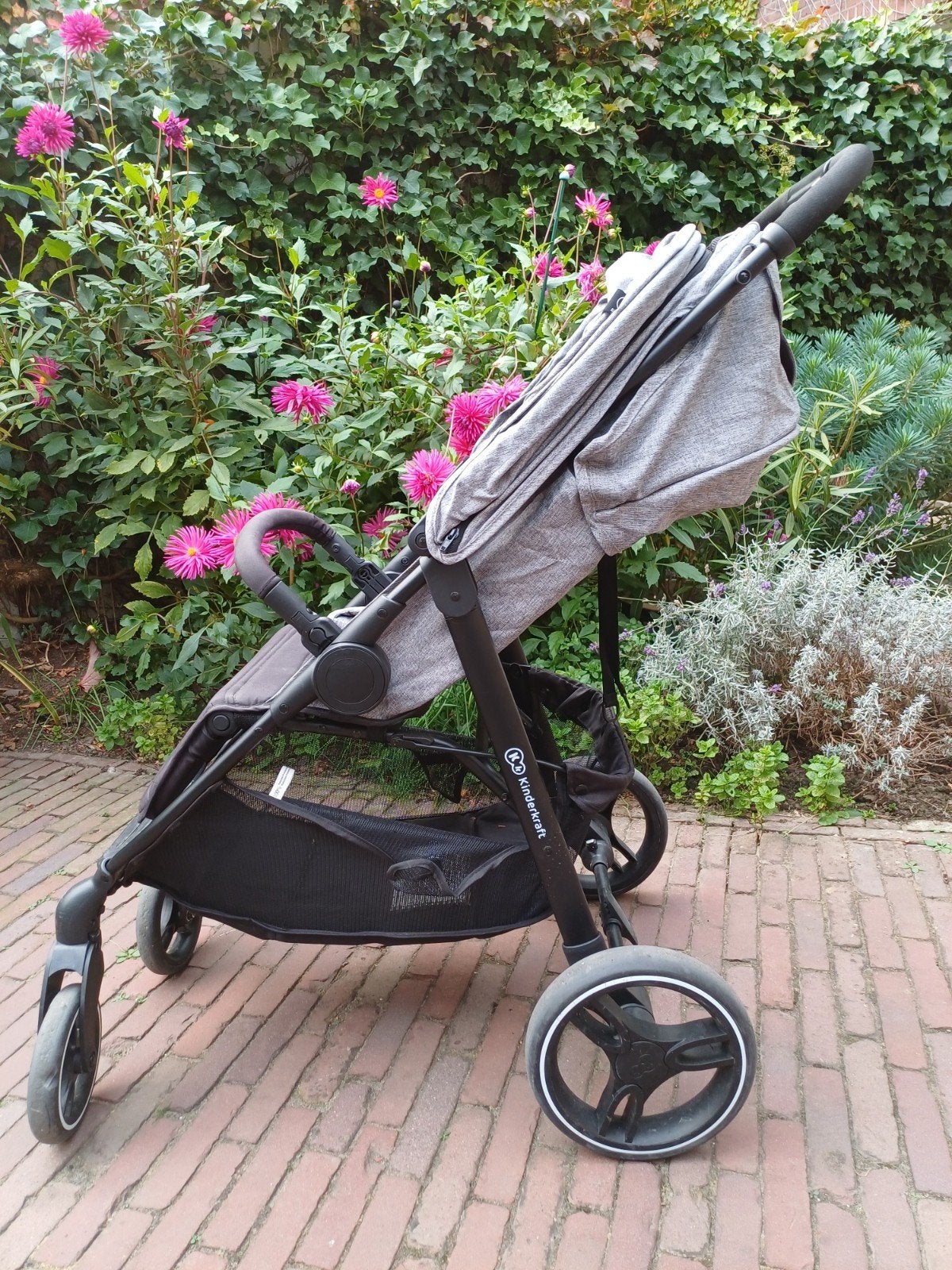 Kinderkraft buggie, Ophalen, Zo goed als nieuw, Overige merken, Regenhoes